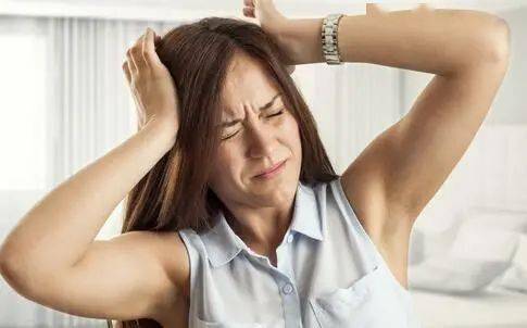 BJL平台集团：
女性必看：内排泄失调真的会导致不孕吗？(图1)